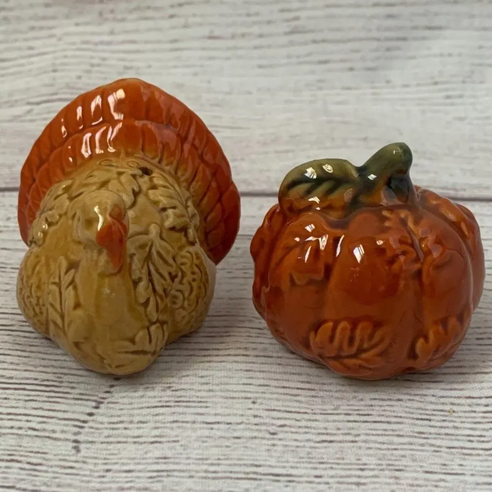 Turkey and Pumpkin Salt and Pepper Shaker Set Fall Dining Decor Thanksgiving
